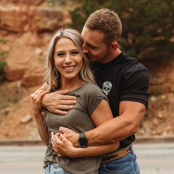 Meet your Posher, Taryn - Picture 1 of 1